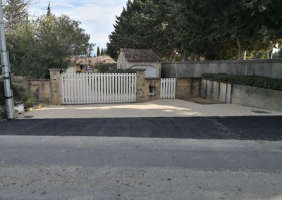 enrobé et béton désactivé